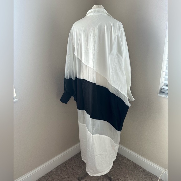 Akira ColorBlocked Dress - Picture 7 of 7